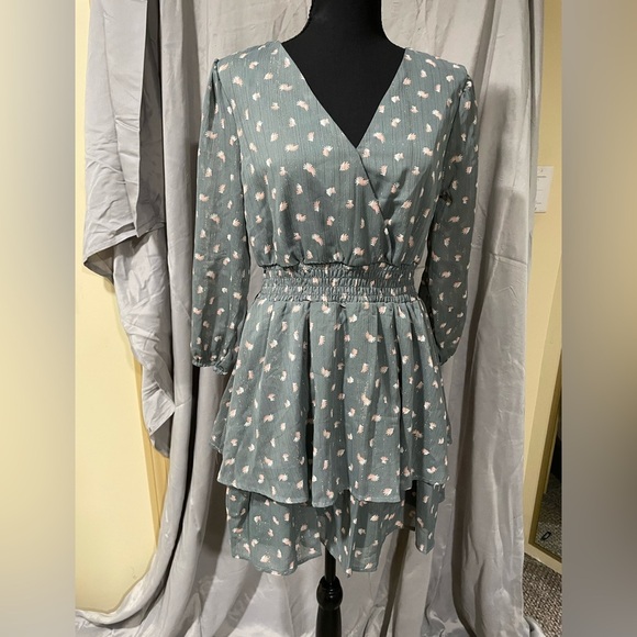 Mimi Chica Dresses & Skirts - Mimi Chica Green Floral Mini Dress